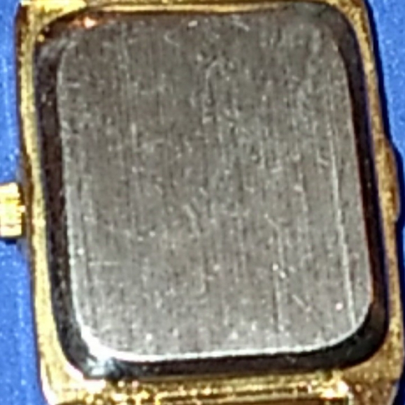 Watch - Picture 3 of 3